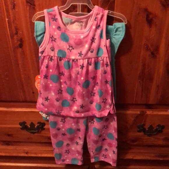 BRAND NEW 3 T 4 PIECE POLY SLEEP SET! NWTS! SMOKE FREE HOME! - Picture 3 of 3